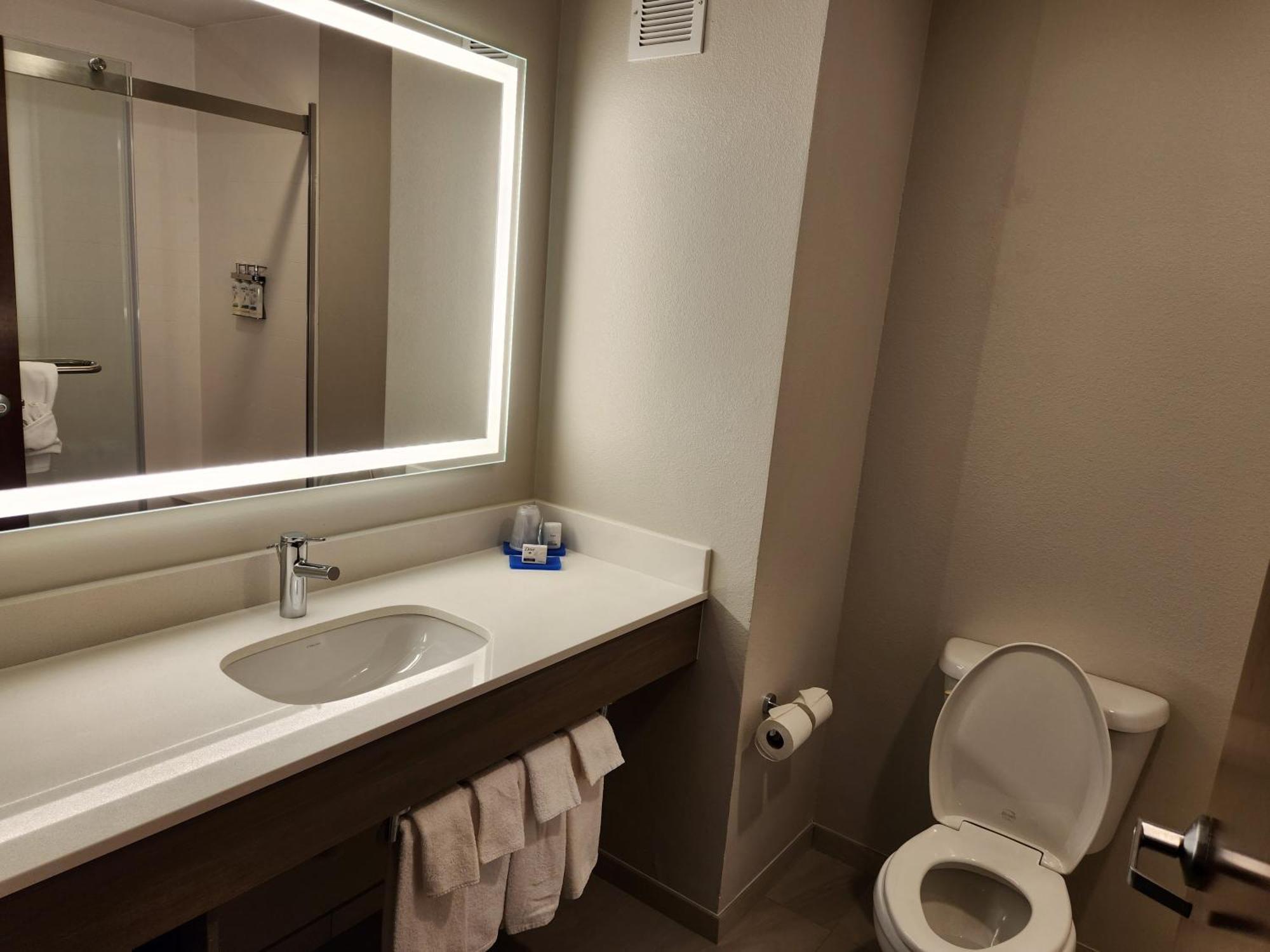 Holiday Inn Express & Suites Perry By Ihg Esterno foto