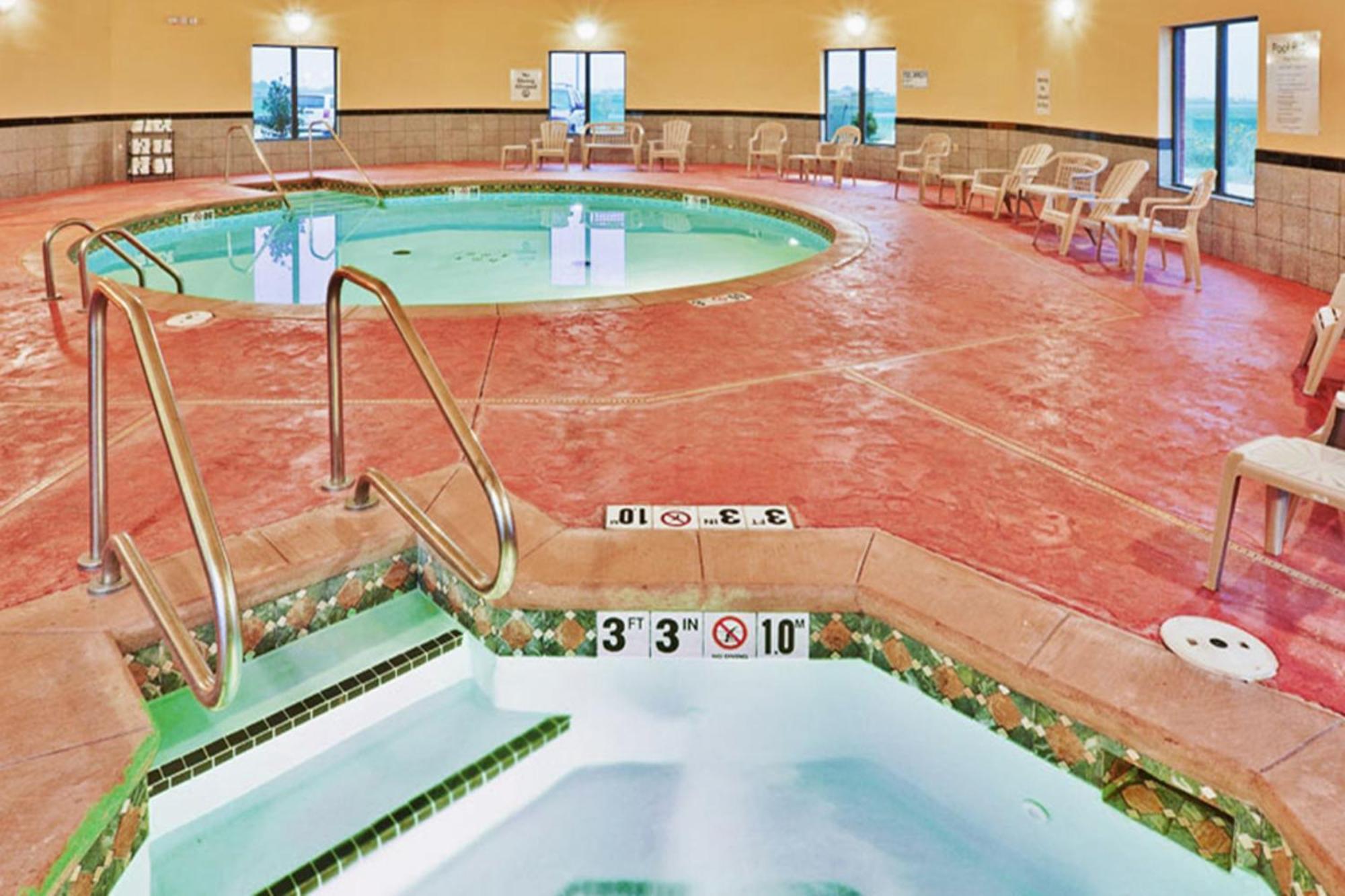 Holiday Inn Express & Suites Perry By Ihg Esterno foto