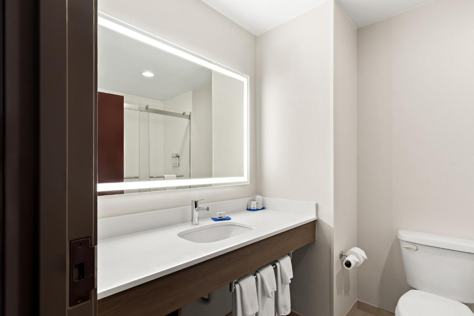 Holiday Inn Express & Suites Perry By Ihg Esterno foto